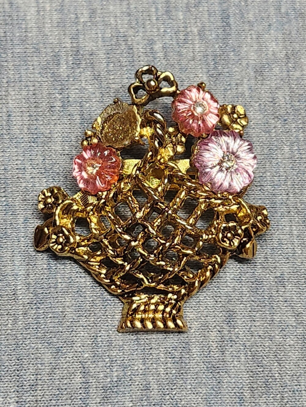 Vintage Gold Tone Flower Basket Brooch Pin